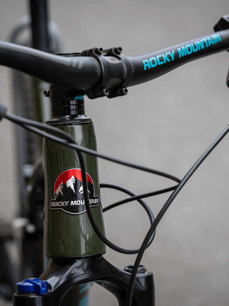 Rocky mountain thunderbolt online alloy 30